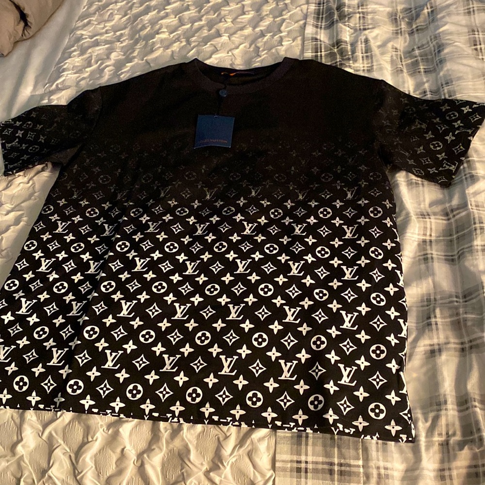 LV shirt